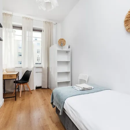 בית אירוח Prime Centrum 2 *