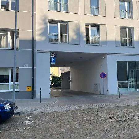 בית אירוח Prime Centrum 2 *